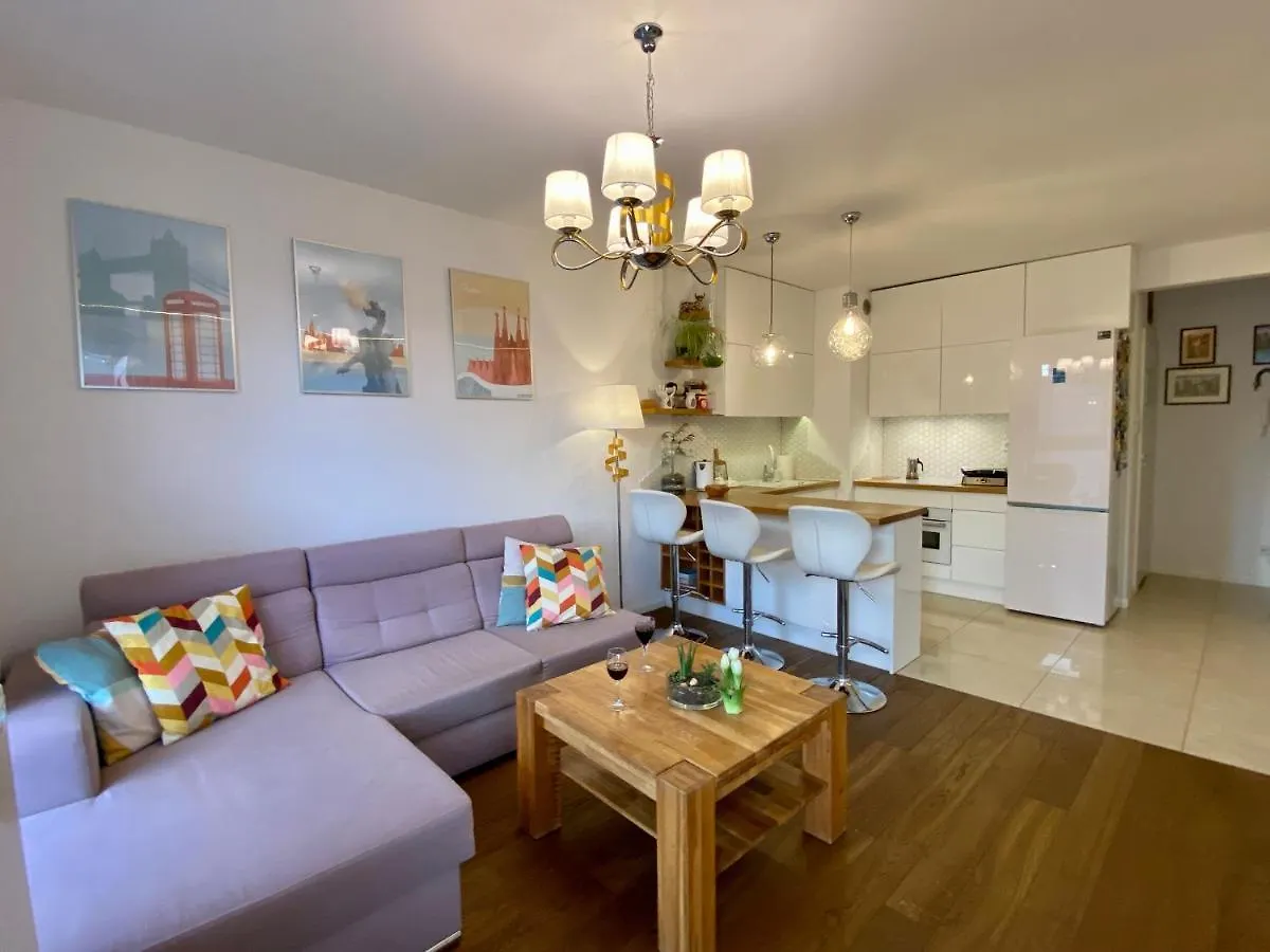 White And Bright With Riverside View And Parking location